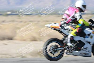 media/Dec-05-2025-CVMA Friday Practice (Fri) [[303bad9a84]]/4-Racer 4-Trackday 1/Session 2 (Turn 14)/